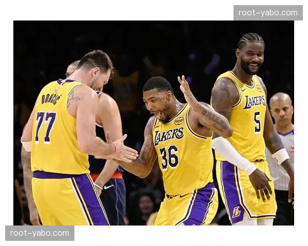 湖人防守效率季后赛前列，斯马特复出提升外线压迫